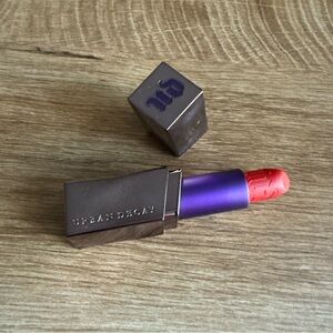 Urban Decay Lipstick - 714